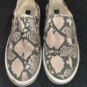 Steve Madden Women’s Loafers-Size 7.5